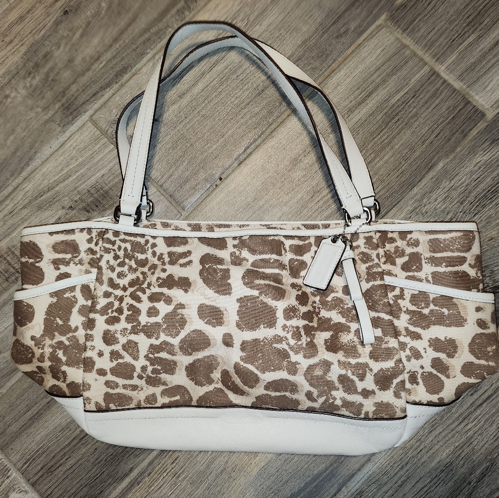 Coach "Park" Giraffe Print Canvas/ivory Leather Hobo Shoulder Bag